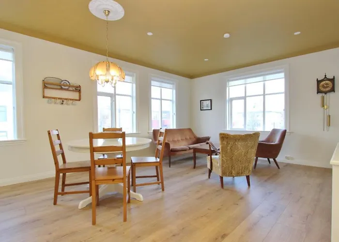 Cosy Apartment Central Akureyri